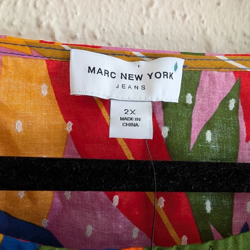 Marc New York Colorful Leaf Ruffle Blouse - Picture 3 of 8